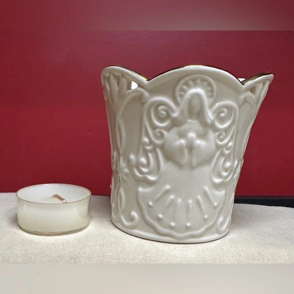 Lenox American by Design Merry Lights Porcelain Angel Votive with Gold Accents